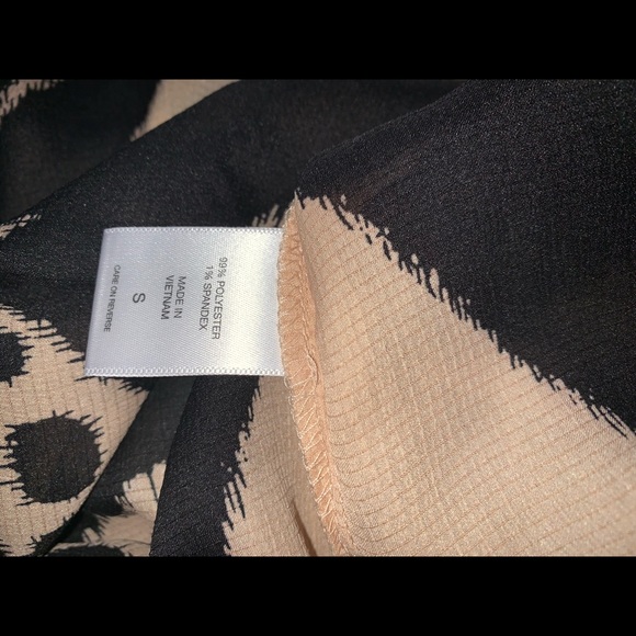 New York and Company Mock Blouse - Picture 4 of 4